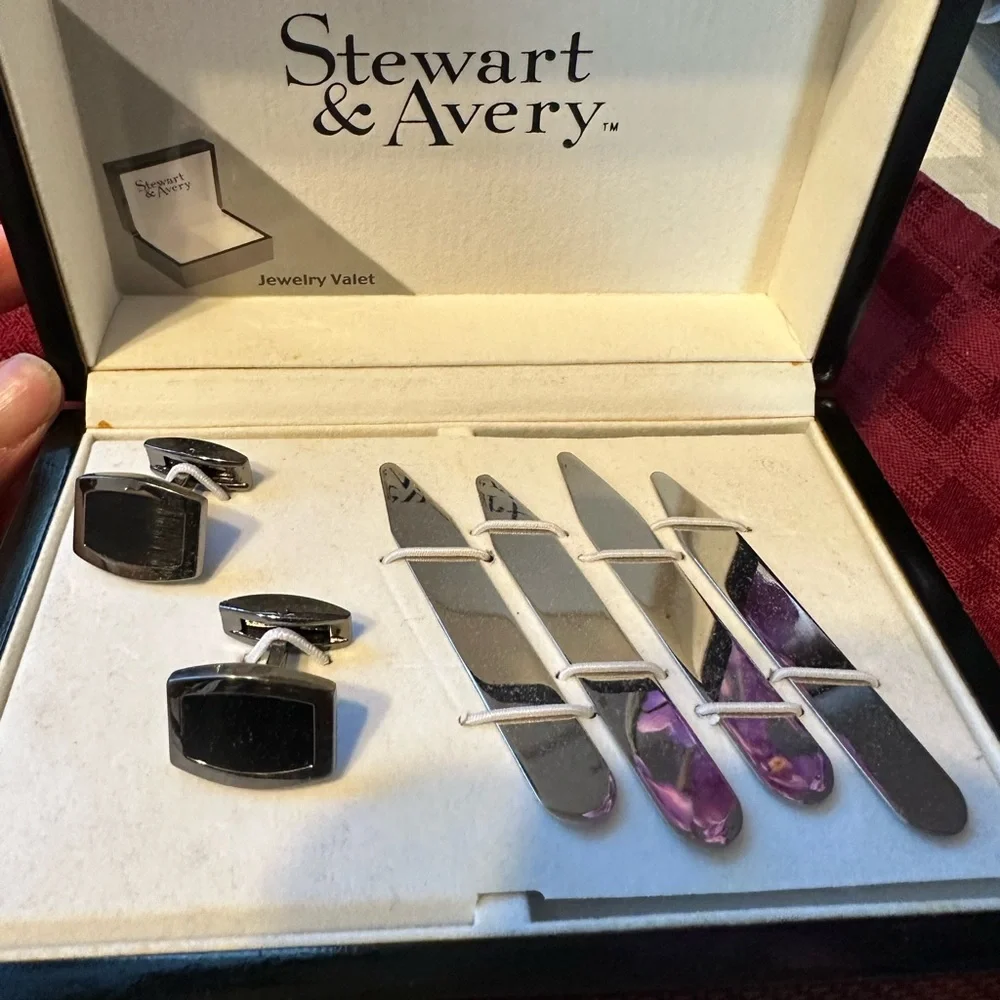 NIB Things Remembered Cuff Links Set‎